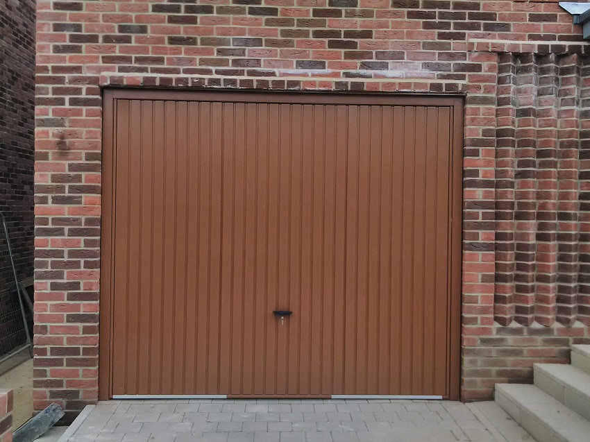 Novoferm Thornby Retractable Up and Over Garage Door